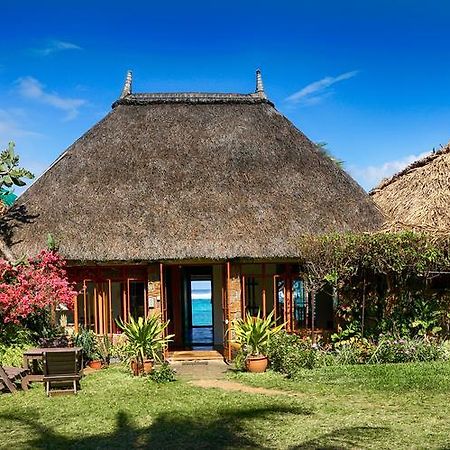 Chantauvent Guest House Блу Бей Екстериор снимка