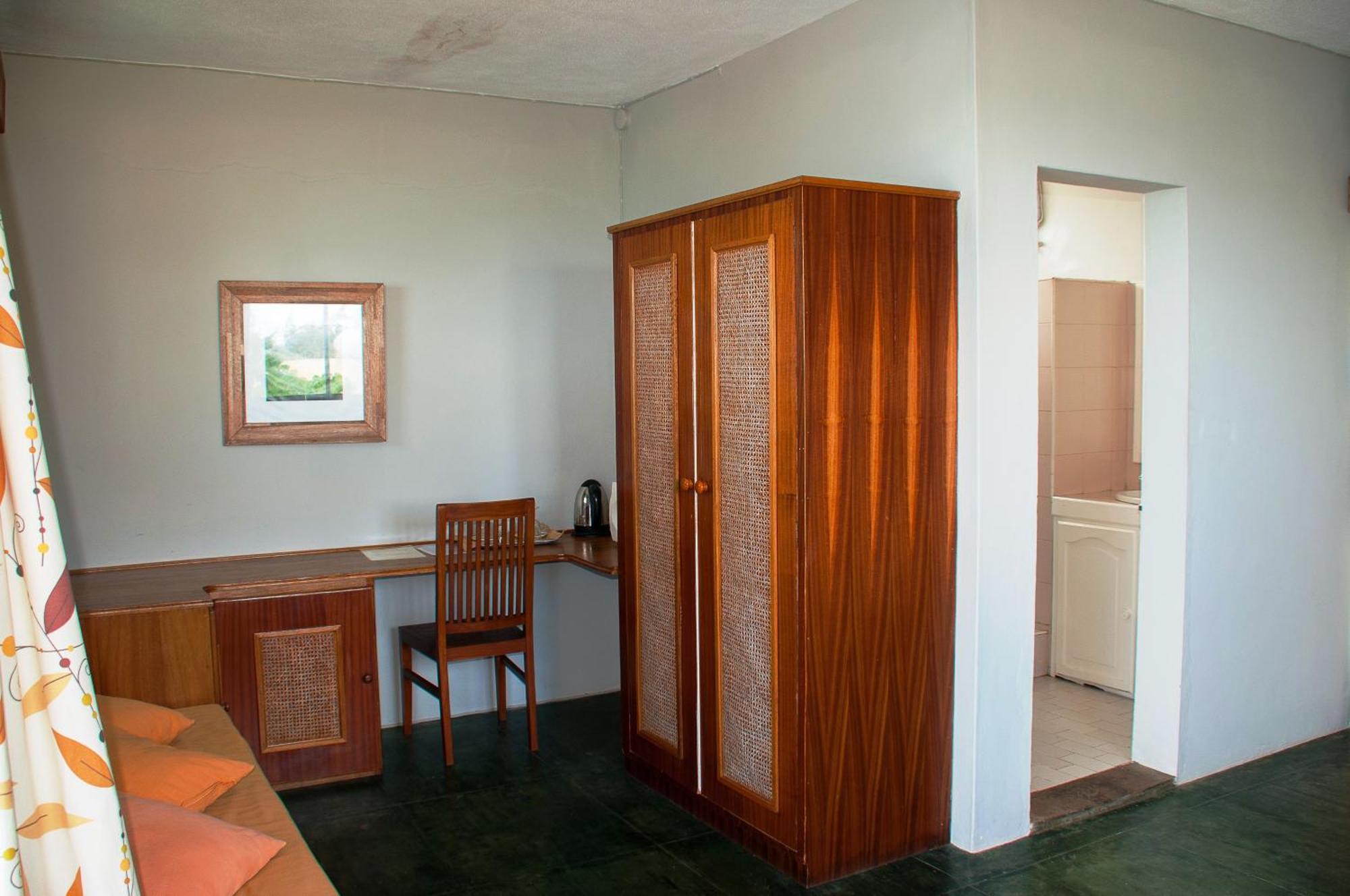 Chantauvent Guest House Блу Бей Стая снимка
