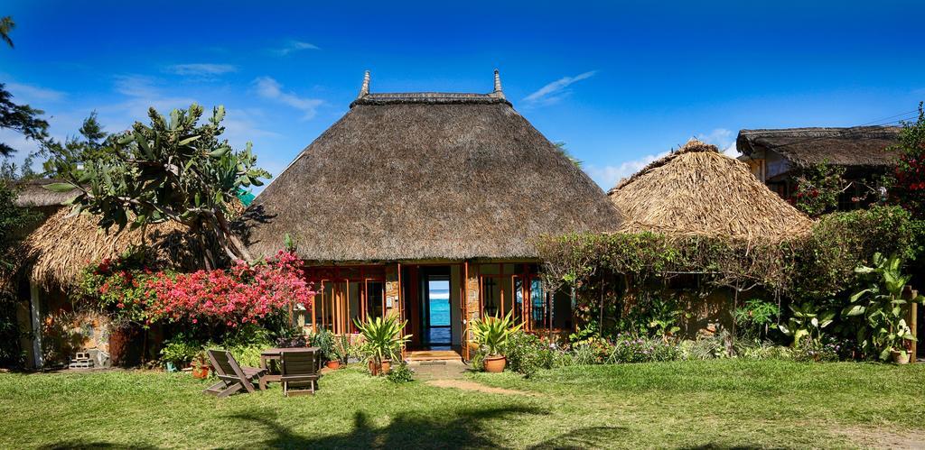 Chantauvent Guest House Блу Бей Екстериор снимка
