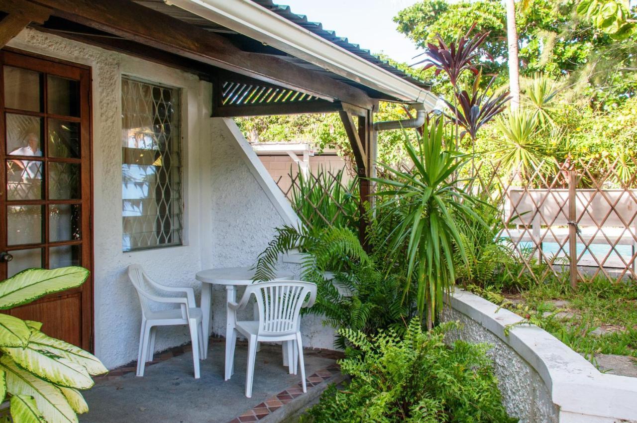 Chantauvent Guest House Блу Бей Екстериор снимка